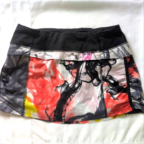 lululemon athletica Pants - Lululemon Rare Unicorn Tears Skirt Women's 4 Small skort rival running *As Is*